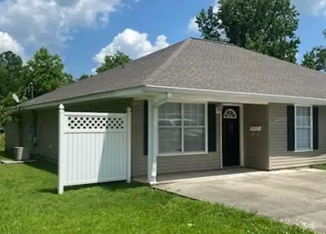 Property at 508 Cedar Ln, Ponchatoula, LA, 70454, 2 beds, 2 baths, [object Object]