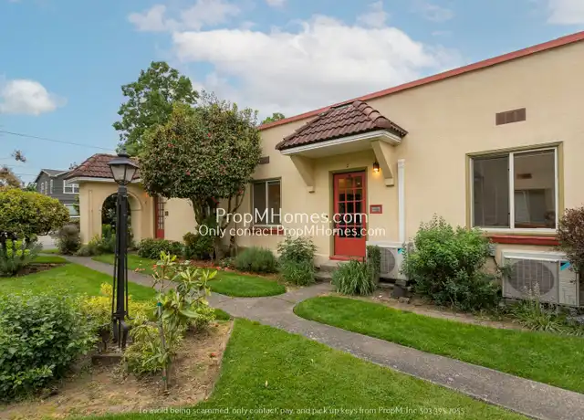 Property at 2251 SE Caruthers St Unit 02, Portland, OR, 97214, 1 bed, 1 bath, [object Object]