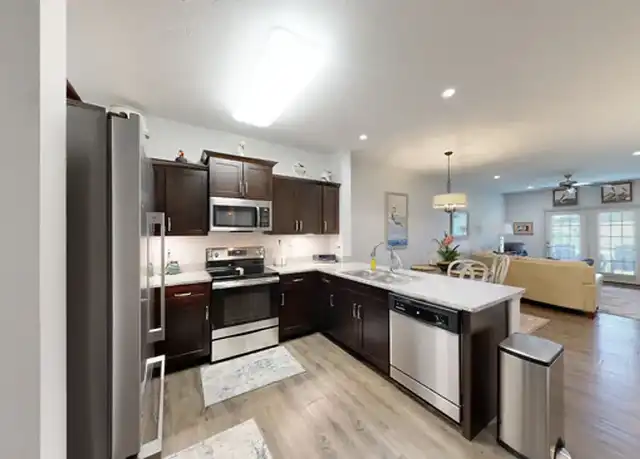 Property at Farmer Branch 55+ - 5620 N Farmer Branch Rd, Ozark, MO, 65721, 2 beds, 1.5-2 baths, [object Object]