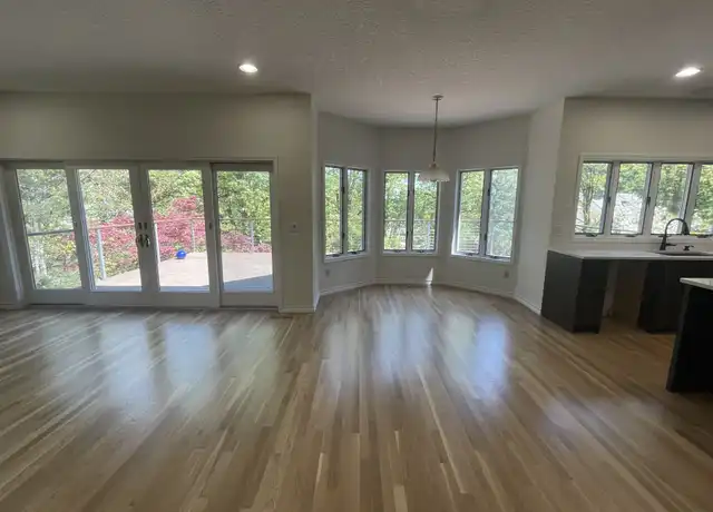 Property at 1140 SW Fairfax Pl, Portland, OR, 97225, 4 beds, 3 baths, [object Object]