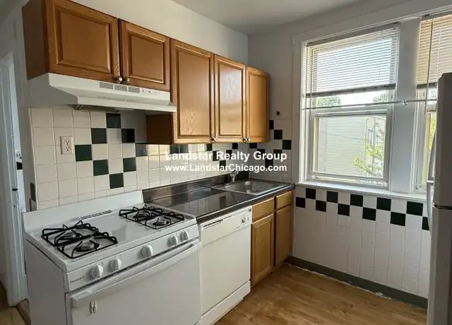 Property at 3052 W Berteau Ave Unit 2, Chicago, IL, 60618, 1 bed, 1 bath, [object Object]