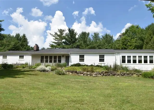 Property at 2401 Danbury Ln, Hudson, OH, 44236, 4 beds, 2.5 baths, [object Object]