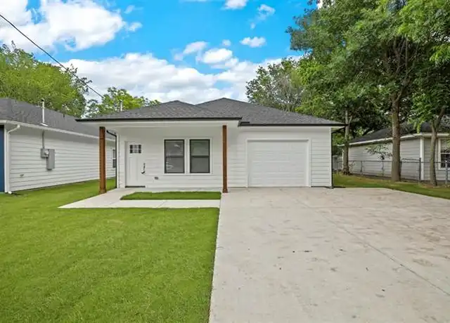 Property at 1105 S Montgomery St, Sherman, TX, 75090, 3 beds, 2 baths, [object Object]
