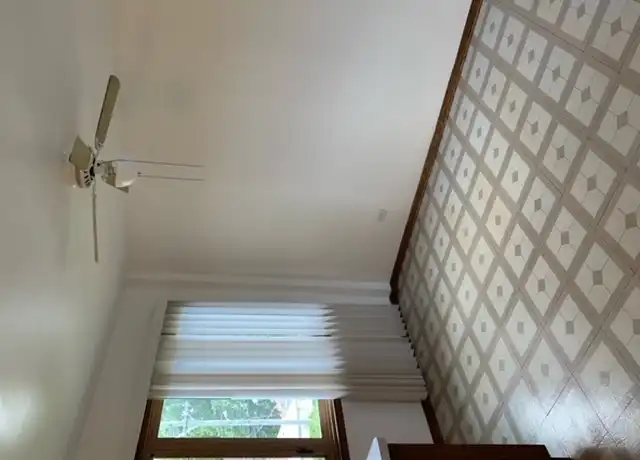 Property at 9035 W Cermak Rd, Riverside, IL, 60546, 2 beds, 1 bath, [object Object]