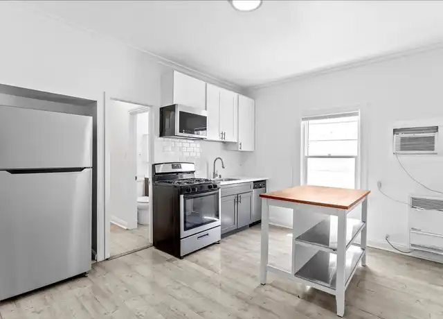 Property at 406 S Coronado St Unit 104, Los Angeles, CA, 90057, 1 bed, 1 bath, [object Object]