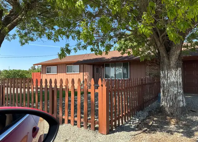 Property at 17 West Ave, Gustine, CA, 95322, 3 beds, 2 baths, [object Object]