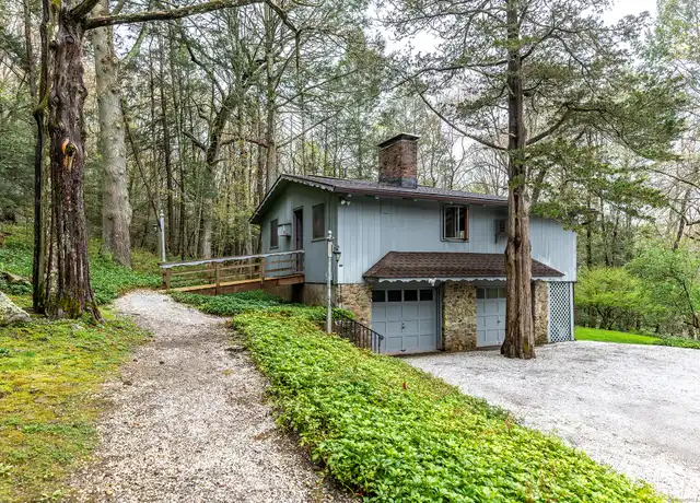 Property at 19 Cedar Hill Rd Unit Guest House, Gaylordsville, CT, 06755, 2 beds, 3 baths, [object Object]