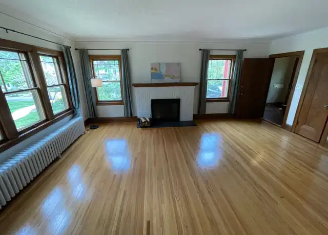 Property at 3015 W 43rd St Unit Lower, Minneapolis, MN, 55410, 2 beds, 1 bath, [object Object]