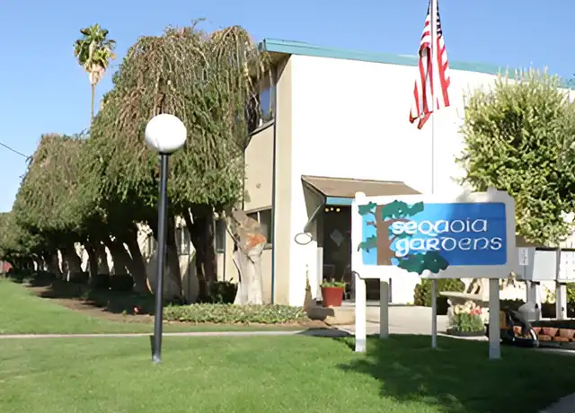 Property at 3960 N Santa Fe Ave Unit 3910-H, Fresno, CA, 93704, 2 beds, 1 bath, [object Object]