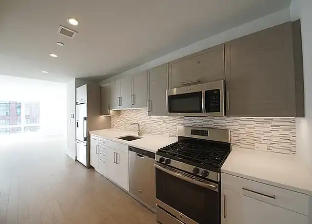 Property at 555 10th Ave, New York, NY, 10018, 0 beds, 1 bath, [object Object]