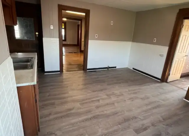 Property at 84 Leddy St, Buffalo, NY, 14210, 3 beds, 1 bath, [object Object]