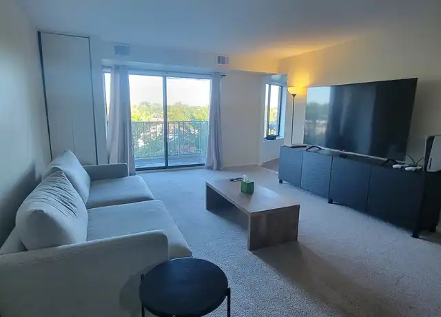 Property at 5450 Astor Ln #405, Rolling Meadows, IL, 60008, 3 beds, 2.5 baths, [object Object]