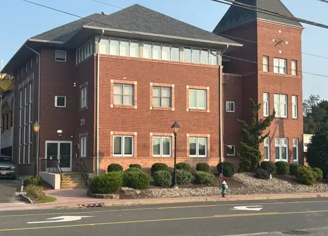 Property at 391 Springfield Ave, Berkeley Heights, NJ, 07922, 2 beds, 1 bath, [object Object]