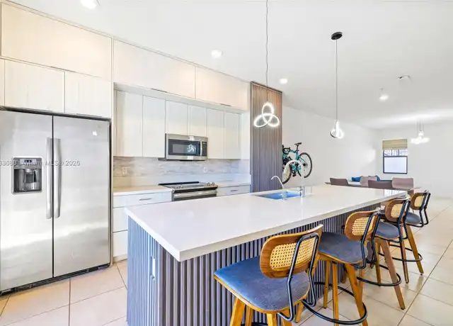 Property at 7825 NW 104th Ave #23, Doral, FL, 33178, 2 beds, 2.5 baths, [object Object]