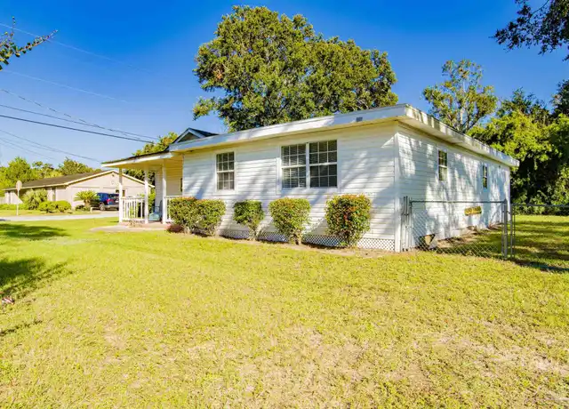 Property at 1252 E Burgess Rd, Pensacola, FL, 32504, 3 beds, 2.5 baths, [object Object]
