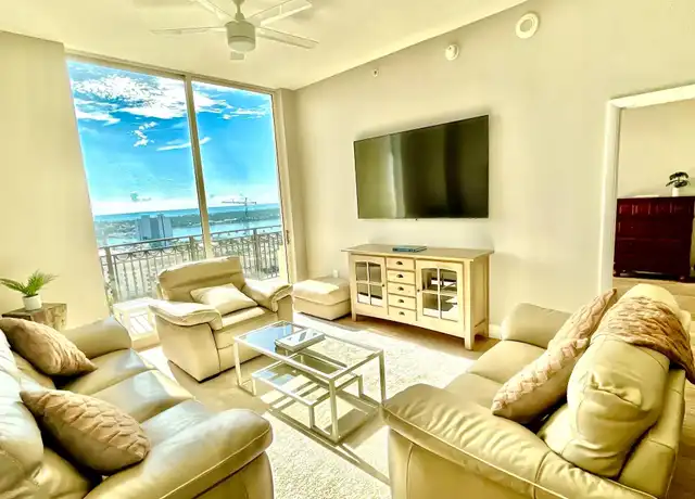 Property at 550 Okeechobee Blvd Unit Uph-17, West Palm Beach, FL, 33401, 2 beds, 2 baths, [object Object]