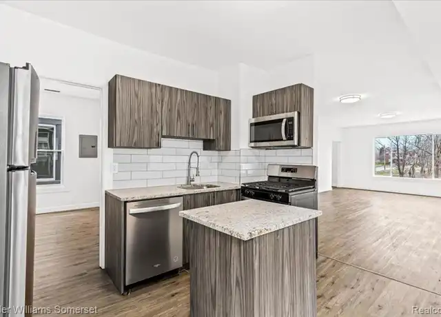 Property at 6091 Vermont St Unit B, Detroit, MI, 48208, 3 beds, 1 bath, [object Object]