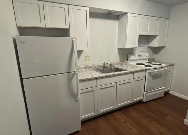 Property at 430 Keys Ave, Springfield, IL, 62702, 2 beds, 1 bath, [object Object]