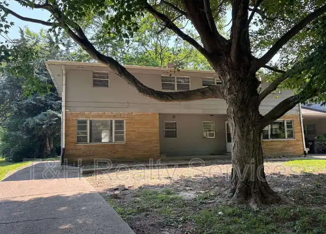 Property at 849 Riverside Dr, Greenwood, IN, 46142, 3 beds, 1.5 baths, [object Object]