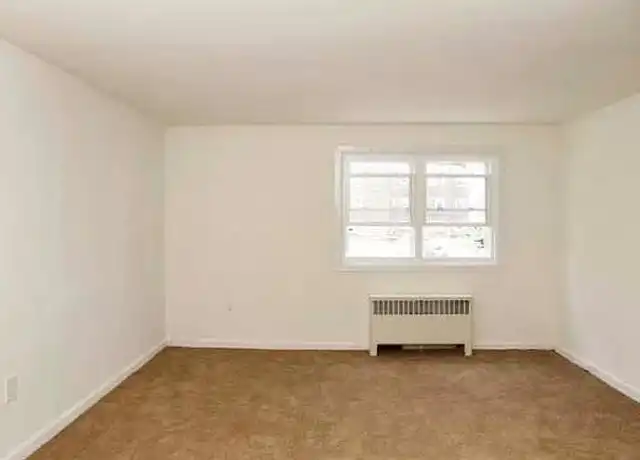 Property at Penzel Manor Apartments - 89 S State Rd, Upper Darby, PA, 19082, 1-2 bed, 1 bath, [object Object]