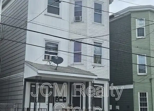 Property at 192 Chestnut St Unit 3, Chelsea, MA, 02150, 4 beds, 1 bath, [object Object]