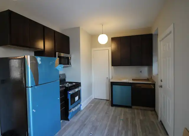Property at 4324 N Bernard St Unit 3B, Chicago, IL, 60618, 1 bed, 1 bath, [object Object]