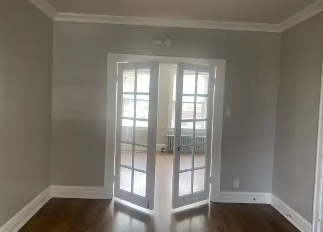 Property at 1732 E 79th St Unit 2E, Chicago, IL, 60649, 2 beds, 1 bath, [object Object]