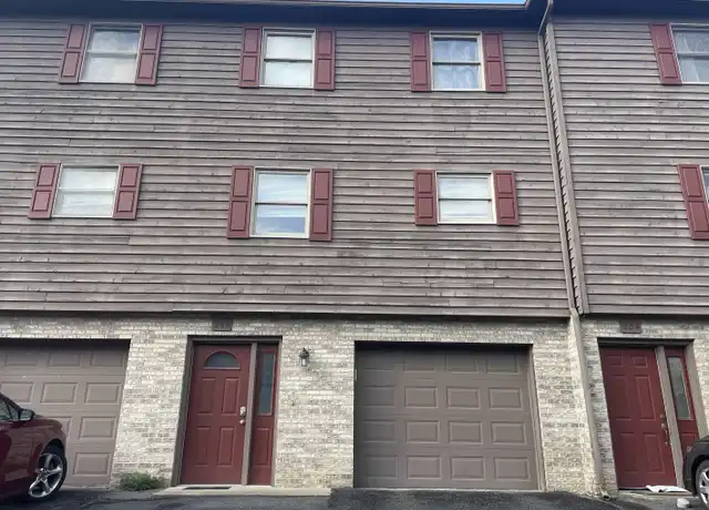 Property at 206 Stone Gate Cir, Morgantown, WV, 26505, 2 beds, 2.5 baths, [object Object]