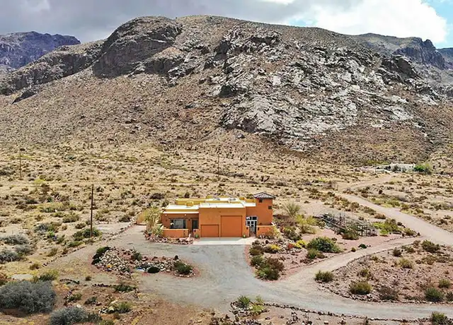 Property at 480 Pena Blanca Loop, Las Cruces, NM, 88011, 3 beds, 2 baths, [object Object]