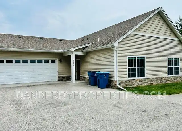 Property at 1429 River Park Ln, Waterville, OH, 43566, 2 beds, 2 baths, [object Object]
