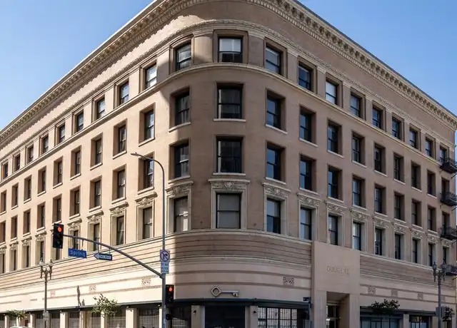 Property at 257 S Spring St Unit B, Los Angeles, CA, 90012, 2 beds, 2.5 baths, [object Object]