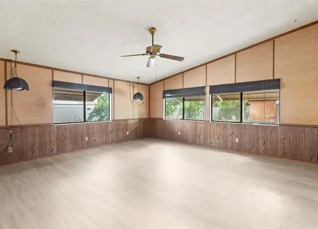 Property at 939 Lytle St, West Palm Beach, FL, 33405, 3 beds, 1 bath, [object Object]