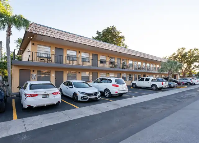 Property at 1150 NE 17th Ct Unit 2, Fort Lauderdale, FL, 33305, 1 bed, 1 bath, [object Object]