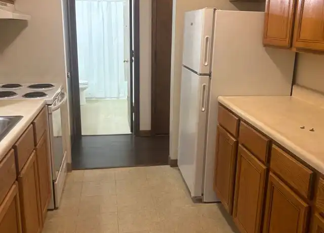 Property at 2120 Meadow Ln Unit 02, Schererville, IN, 46375, 2 beds, 1 bath, [object Object]