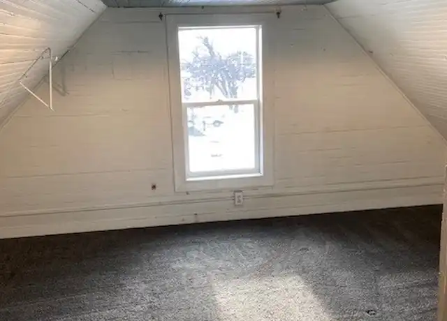 Property at 302 E D Ave Unit 2, Bismarck, ND, 58501, 1 bed, 1 bath, [object Object]