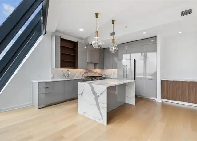 Property at 1800 N Field St Unit 4402, Dallas, TX, 75202, 2 beds, 2 baths, [object Object]