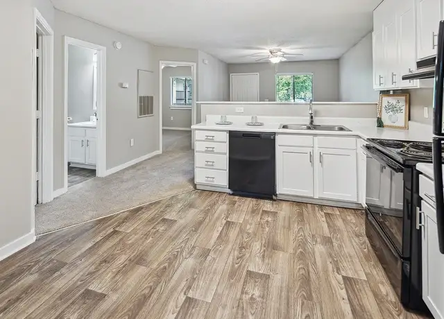 Photo of 100 Horizon Ct NW, Concord, NC 28027