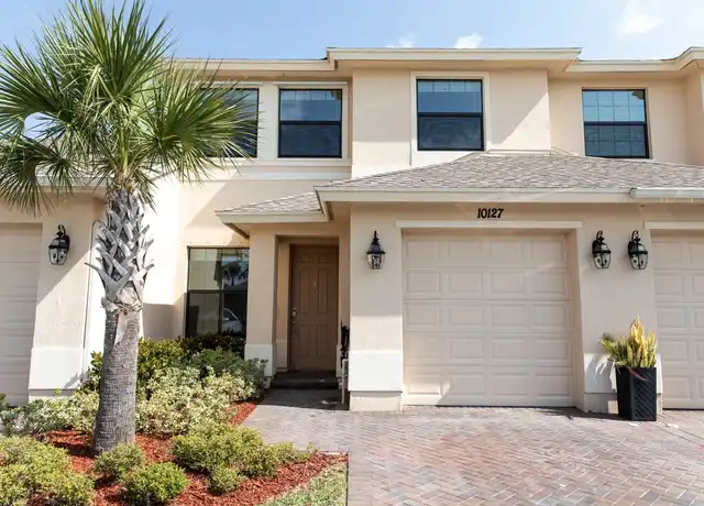 Property at 10127 W Villa Cir, Vero Beach, FL, 32966, 3 beds, 3 baths, [object Object]