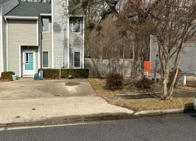 Property at 3701 Radford Cir, Chesapeake, VA, 23321, 2 beds, 1.5 baths, [object Object]
