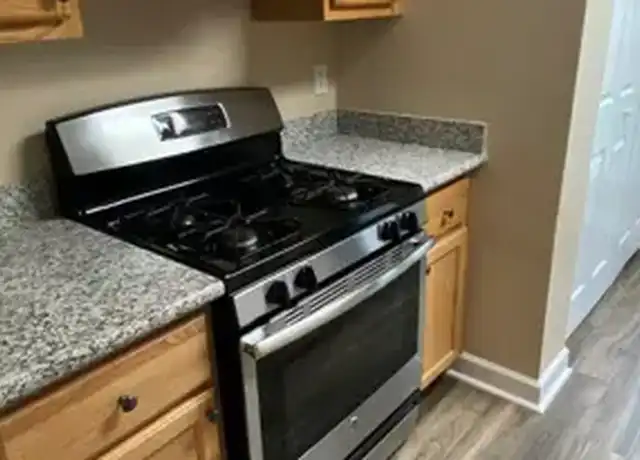 Property at 656 Carrier Dr, Pensacola, FL, 32506, 2 beds, 1 bath, [object Object]