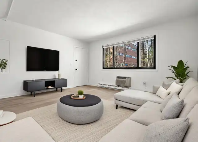 Property at 14 Pierce St Unit 5, Foxborough, MA, 02035, 2 beds, 1 bath, [object Object]