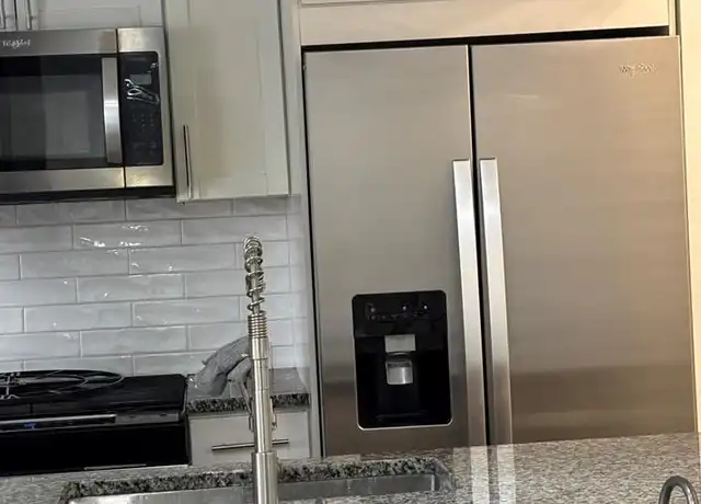 Property at 712 Cedar Ln #4, Teaneck, NJ, 07666, 1 bed, 1 bath, [object Object]