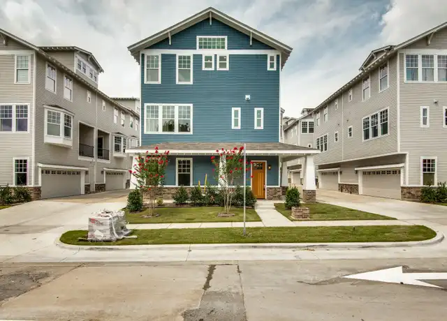 Property at 645 N Tyler St, Dallas, TX, 75208, 2 beds, 2.5 baths, [object Object]