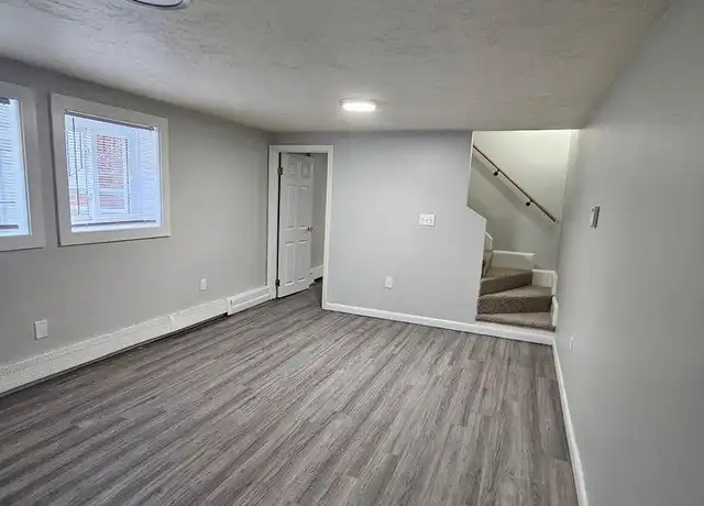Property at 9 River Street Ter, Hyde Park, MA, 02136, 3 beds, 1 bath, [object Object]