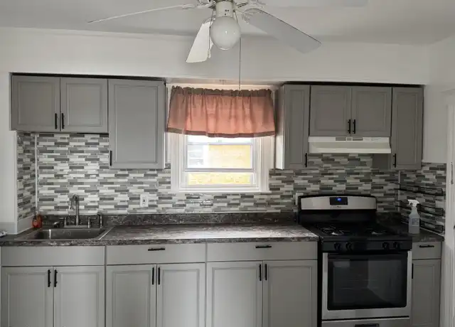 Property at 23 Leick Ave Unit 2, Carteret, NJ, 07008, 2 beds, 1 bath, [object Object]