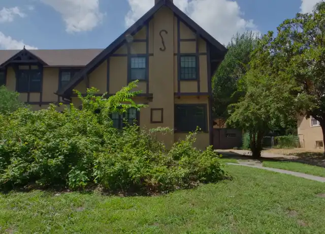 Property at 807 N Carter St Unit 1, Wichita, KS, 67203, 3 beds, 1.5 baths, [object Object]