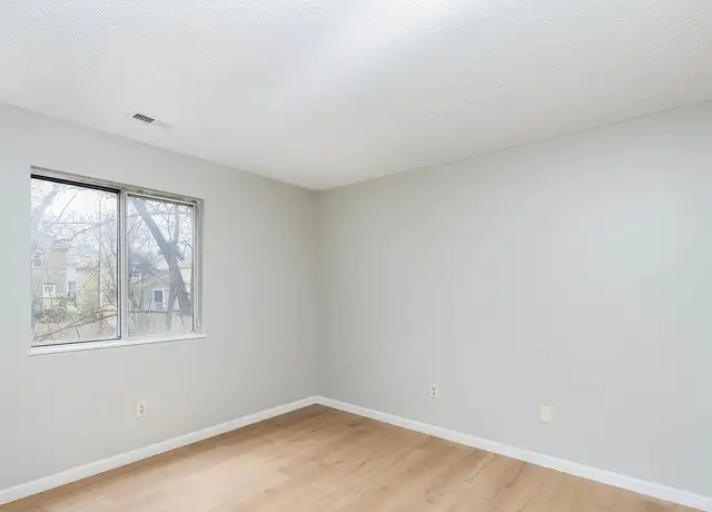 Photo of 600 Sherman St, Akron, OH 44311