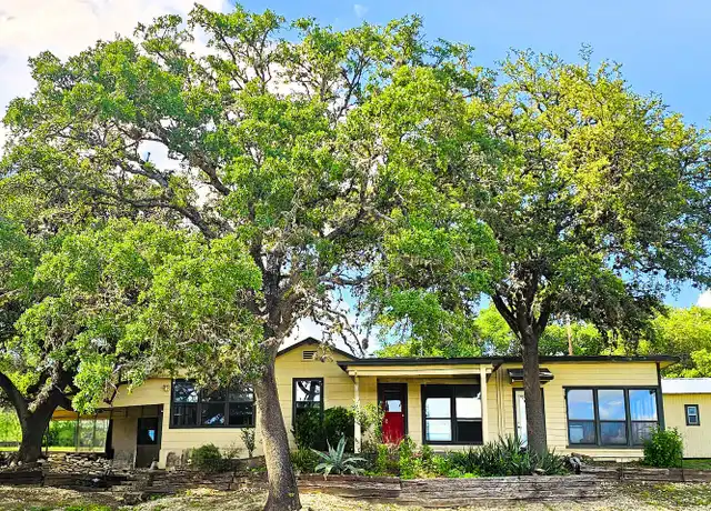 Property at 11266 Park Road 37 Unit 37, Lakehills, TX, 78063, 3 beds, 2 baths, [object Object]
