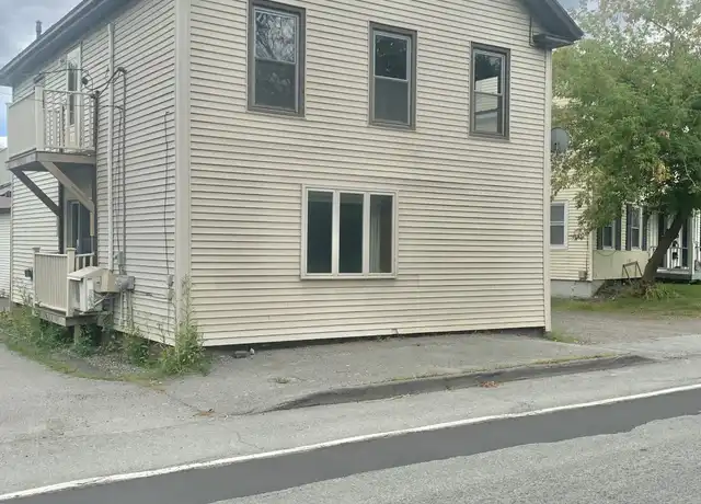 Property at 570 S Main St, Brewer, ME, 04412, 2 beds, 1 bath, [object Object]
