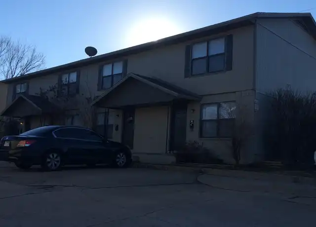 Property at 1023 W Eagle St Unit 1057, Fayetteville, AR, 72701, 2 beds, 1 bath, [object Object]